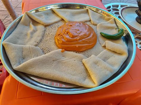  Shiro Wat: Une explosion épicée de saveurs terreuses et végétales en provenance de la cité de Gondar !