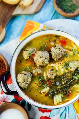  Le Soupe de Boulettes de Viande au Géranium: Un Plat d’Hiver Reconfortant et d'Épices Exquis